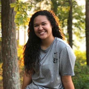 Meet your Posher, Emma